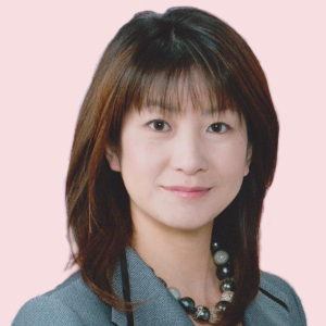 津川肇子